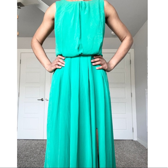 Green Maxi Occassion Dress - Picture 7 of 7